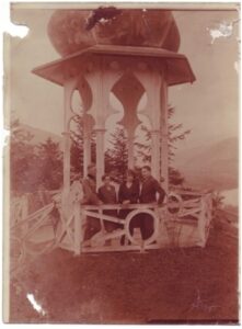 Хладњак на Бикавцу – мјесто дружења и успомена