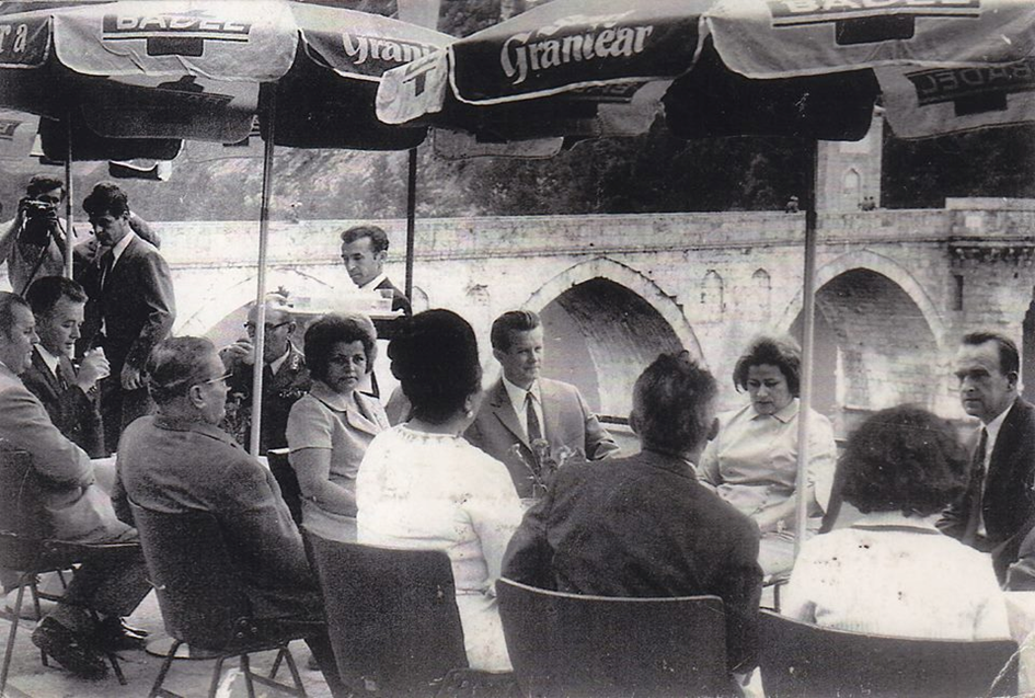 Друг Тито – Предах поред ћуприје